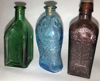 3 Vintage Miniature Glass Bottles Fischs Bitters Fish Chief Wahoo Straub Hullers