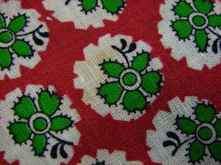 Vtg Cotton Full Feedsack Small Green Cameo Flowers on Rust Red - 38 x 41 7