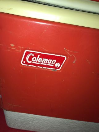 Vintage COLEMAN (USA) 1976 Red Metal Cooler Ice Box Metal Handle Bottle Openers 3