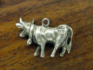 Vintage sterling silver COW w/ BELL FARM 3D SOLID DETAILED charm 4.  80G 2