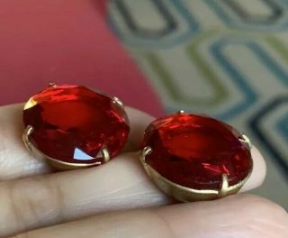 VINTAGE LARGE RUBY RED FACETED GLASS RHINESTONE GOLD TONE EARRINGS 3