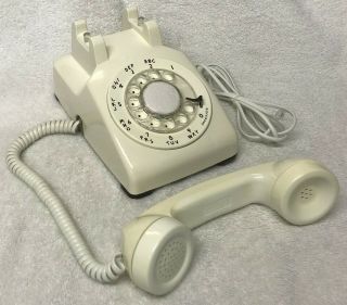 Vintage 1960s WESTERN ELECTRIC C/D 500 8 - 61 WHITE Rotary Dial Desktop Telephone 5