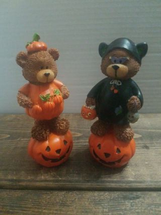 Vintage Halloween Decoration Trick Or Treat Bears With Pumpkin 2 Figurines Euc
