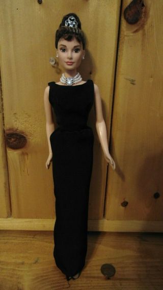 Barbie Audrey Hepburn Breakfast At Tiffany’s Doll Mattel Classic Edition 1998