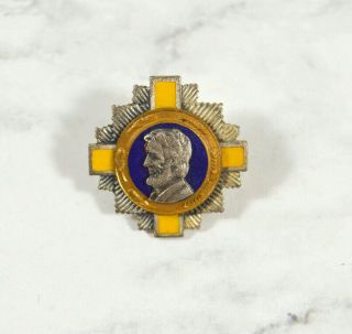 Vintage Abraham Lincoln Pin Medal Abe Lincoln Pin Yellow Cross Pin