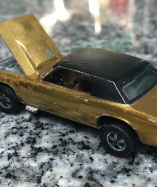 Vintage 1967 Redline Hot Wheels Gold Custom T - Bird - Black Roof Hong Kong 7