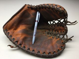 Vintage Hutch First Baseman Baseball Mitt Glove.  165