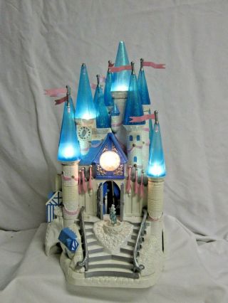 1996 Disney Princess Cinderella Castle Polly Pocket Trendmaster,  Figures