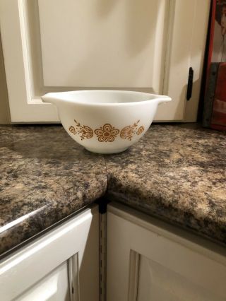 Vintage Pyrex Butterfly Gold 441 White Small Cinderella Mixing Bowl