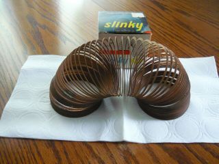 Vintage Metal Slinky By James Industries (saugerties,  Ny)