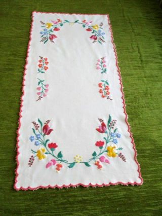 Vintage Table Runner - Kalocsa Hand Embroidery