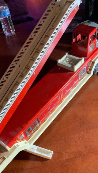 Vintage 1980 TONKA “ 1 Red Fire Engine “Hook And Ladder” Trailer Only 2