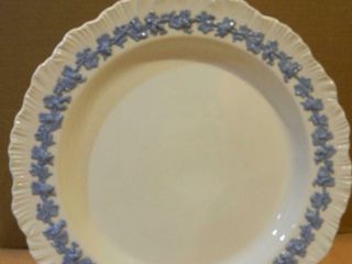 Large Wedgwood Embossed Queen ' s Ware 13 