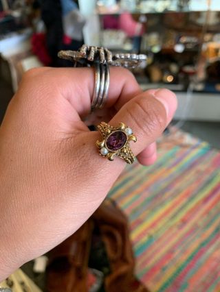 Vintage Avon Costume Gold Tone Faux Pearl Purple Rhinestone Ring Size 6