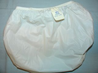 Vintage White Pink Ruffles Rubber Waterproof Baby Pants Diaper Cover Small 5