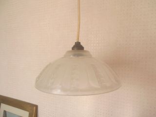 Vintage 30s Art Deco Glass Lamp Shade Light.  Clear & Frosted.