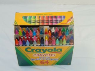 vintage 1997 box of 64 Crayola crayons / includes built - in sharpner 3