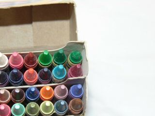 vintage 1997 box of 64 Crayola crayons / includes built - in sharpner 4