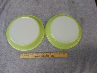 Pyrex Lime Green 8 1/2 " Wide Pie Plate 209 Usa – Vintage