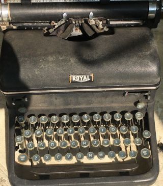 Royal Typewriter Vintage Antique