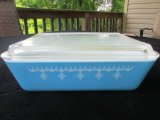 Vintage Pyrex Snowflake Blue Garland 1 1/2 Qt Refrigerator Dish & Lid 503