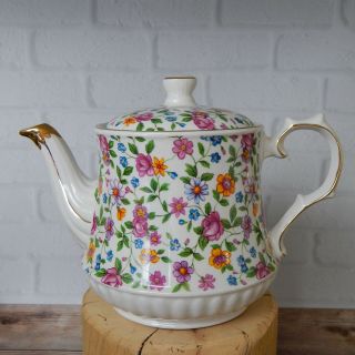 Vintage Windsor Tea Pot With Lid Floral Gold Tone Trim England 6.  25 "