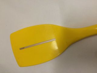 Foley Nylon Plastic Slotted Spatula Turner Flipper Utensil Vintage Yellow