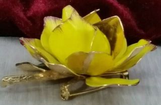 Vintage Highly 3 Dimensional Layered Petals Yellow Enamel Rose Flower Brooch Pin 4