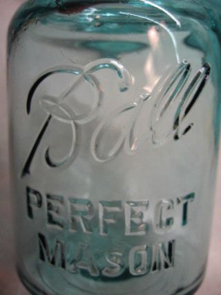 10 VINTAGE BALL PERFECT MASON Pint AQUA BLUE JARS Mfg 1923 - 1933 2