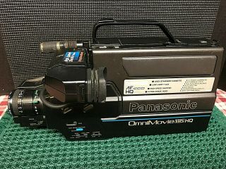 Vintage Panasonic PV - 320 OmniMovie VHS HQ Camcorder. 2
