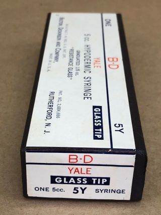 Vintage B - D Yale Becton Dickinson & Co 5cc 5Y Glass Hypodermic Syringe Glass Tip 2