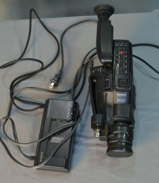 Sony VTG Handycam Video - 8 Camcorder Camera Charger Battery CCD - F301 2