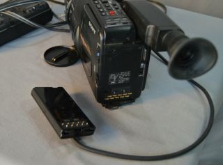 Sony VTG Handycam Video - 8 Camcorder Camera Charger Battery CCD - F301 5