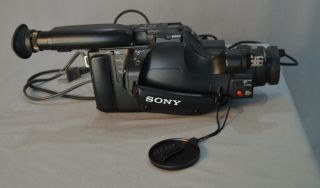 Sony VTG Handycam Video - 8 Camcorder Camera Charger Battery CCD - F301 6