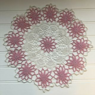 Vintage Hand Crochet Lace Pink Daisies Flowers Doily 12 Inch Round Table Topper