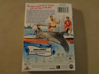 Flipper Season One DVD Set 4 Discs 30 Episodes Vintage 1960 ' s TV Series Dolphin 3