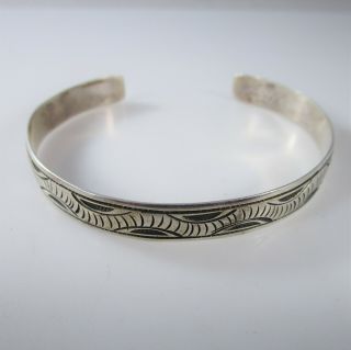 Native Style Stamped Design Cuff Bracelet Vintage Sterling Silver 12g | 7 "