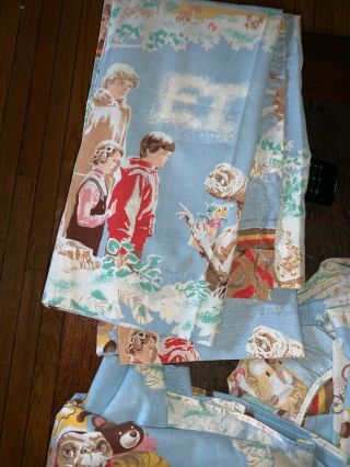 1982 Vintage E.  T.  Twin SHEET SET 1 Fitted1 Flat 41” curtains 4 panels 6