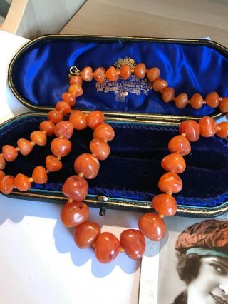 Vintage Modernist Graduated Chunky Orange Amber Lucite Necklace