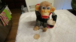 Vintage Cragstan Tin Battery Operated Crap Shooter Monkey Japan Great To Restore