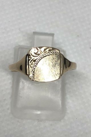 Vintage 9ct Gold Signet Ring With Engraved Design Size O 1.  3 Grams