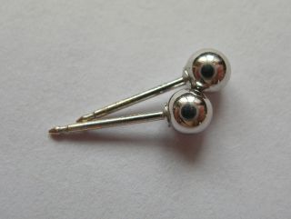 Tiny Vintage Hallmarked 9ct White Gold Ball Earrings - 4mm Studs - Vgc