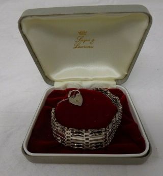 17 Vintage Sterling Silver 925 Gate Bracelet With Heart Lock - In Gift Box B3