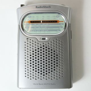 Vtg Radio Shack Portable Pocket Radio,  Am/fm World Band Model Sw1 - 6