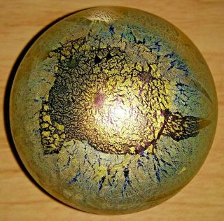 Vintage Isle Of Wight Azurene Gold Silver Leaf Iridescent Paperweight 5.  5 Cm Dia