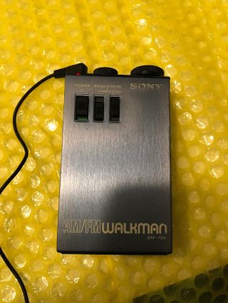 Sony Walkman Srf - 70w Fm Stereo Am Radio Receiver W/ Case Vintage Am/fm Rare Work