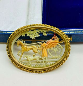 Vintage Jewellery Art Deco French Depose Carved Lucite Horse/carriage Brooch/pin