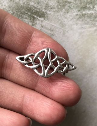 Fine Vintage Sterling Silver Celtic Knot Design Brooch 3g 3