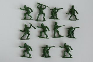 Vintage Ww2 German Infantry Plastic Toy Soldiers 1:32