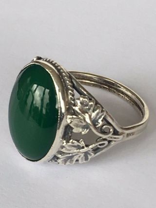 A Vintage Green Calcedony Sterling Silver Ring,  Size N
